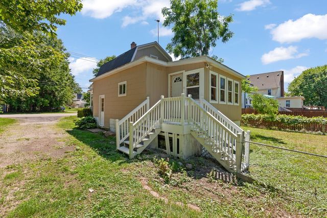 120 Sherman Street, Brooklyn, MI 49286