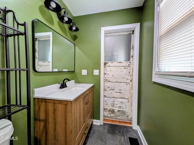 4510 Ronald Drive, Kingsport, TN 37664