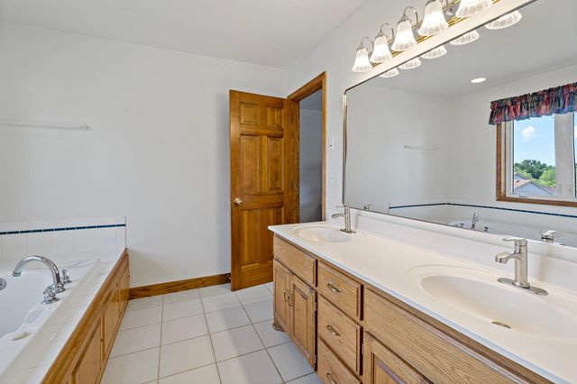 12641 Dutch Court, Apple Valley, MN 55124