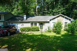 8265 Park Ridge Drive, Riverdale, GA 30274