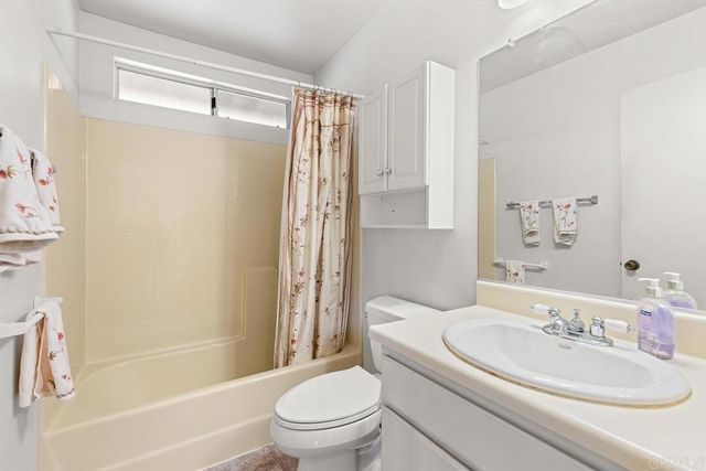 254 Saguaro Place, Oceanside, CA 92057