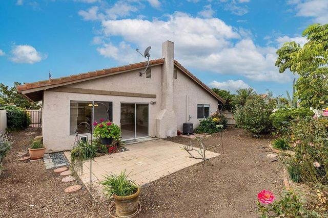 254 Saguaro Place, Oceanside, CA 92057