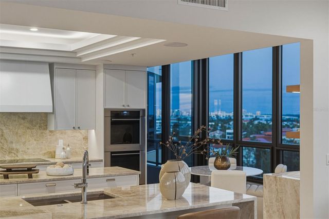 415 L AMBIANCE DRIVE A701, Longboat Key, FL 34228