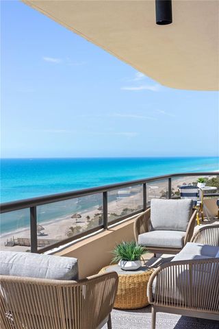 415 L AMBIANCE DRIVE A701, Longboat Key, FL 34228