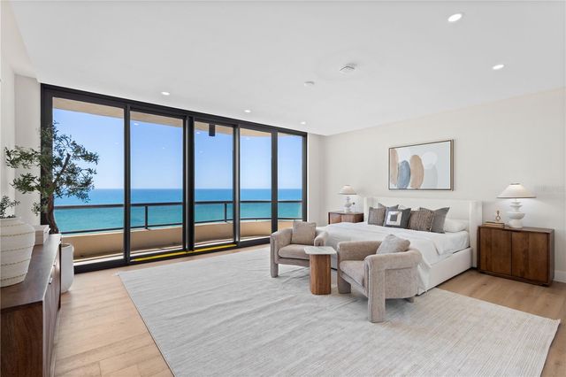 415 L AMBIANCE DRIVE A701, Longboat Key, FL 34228