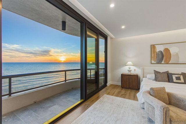 415 L AMBIANCE DRIVE A701, Longboat Key, FL 34228