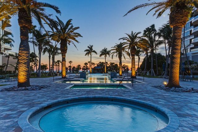 415 L AMBIANCE DRIVE A701, Longboat Key, FL 34228