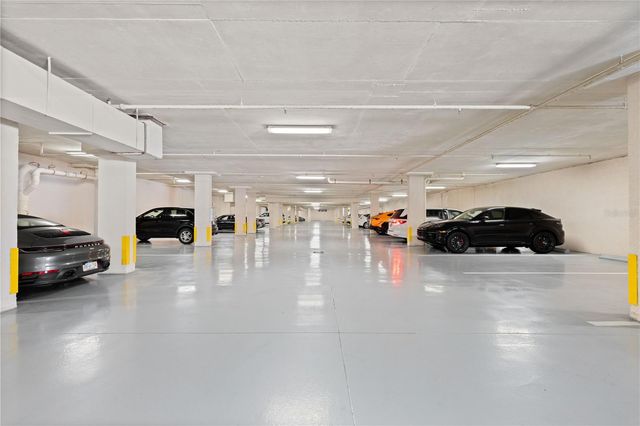 415 L AMBIANCE DRIVE A701, Longboat Key, FL 34228