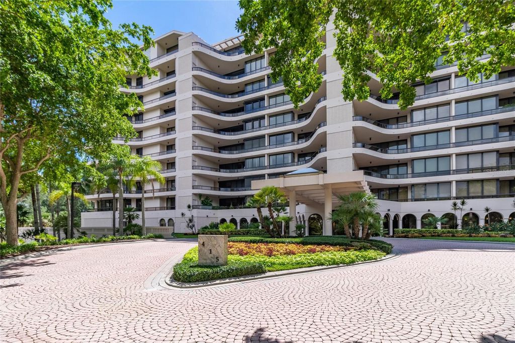 Image 2 of property listing at 415 L AMBIANCE DRIVE A701, Longboat Key, FL 34228