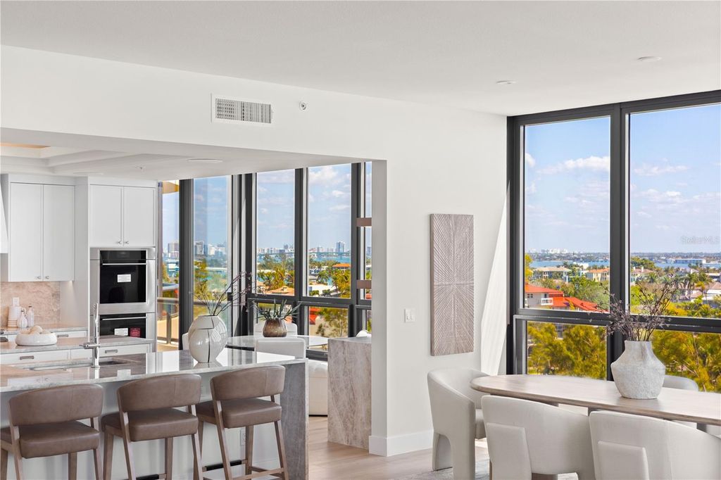 Image 13 of property listing at 415 L AMBIANCE DRIVE A701, Longboat Key, FL 34228