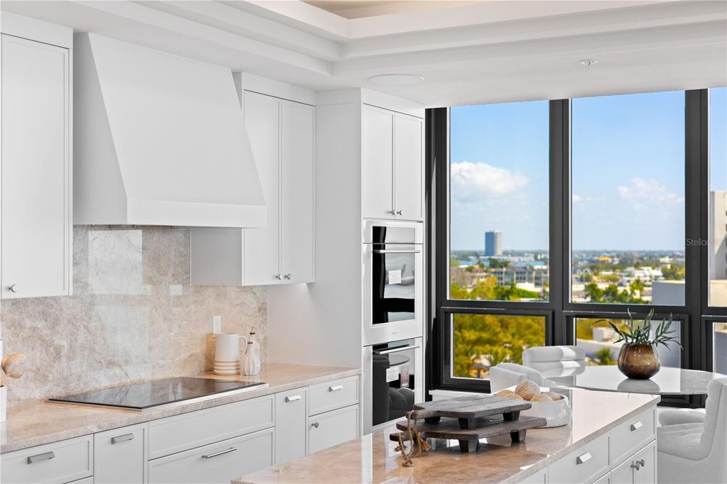 Image 24 of property listing at 415 L AMBIANCE DRIVE A701, Longboat Key, FL 34228