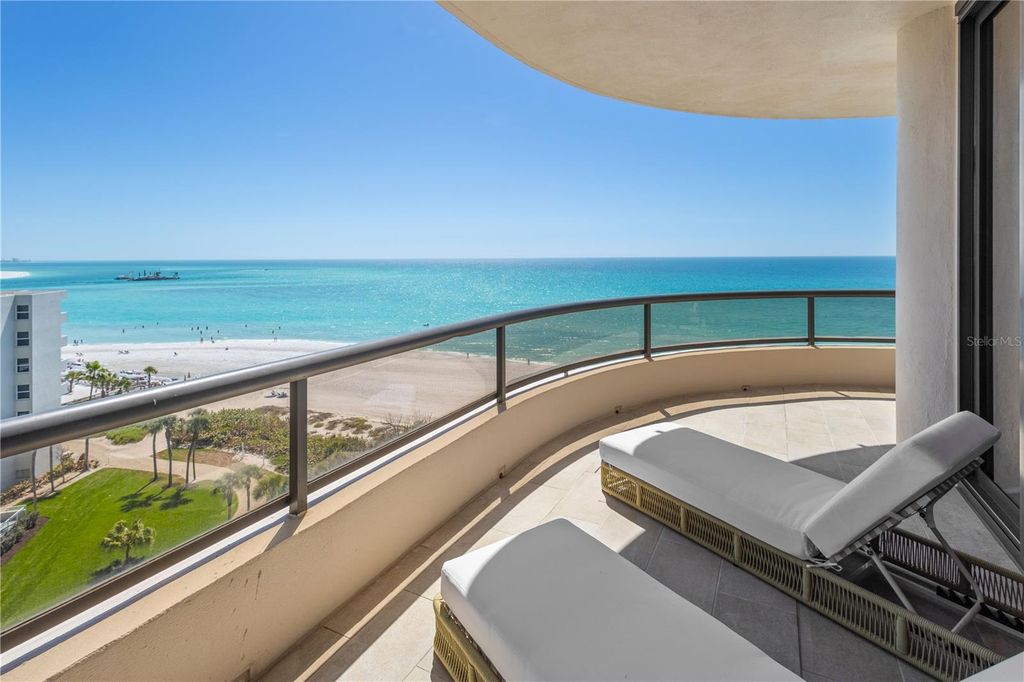 Image 34 of property listing at 415 L AMBIANCE DRIVE A701, Longboat Key, FL 34228