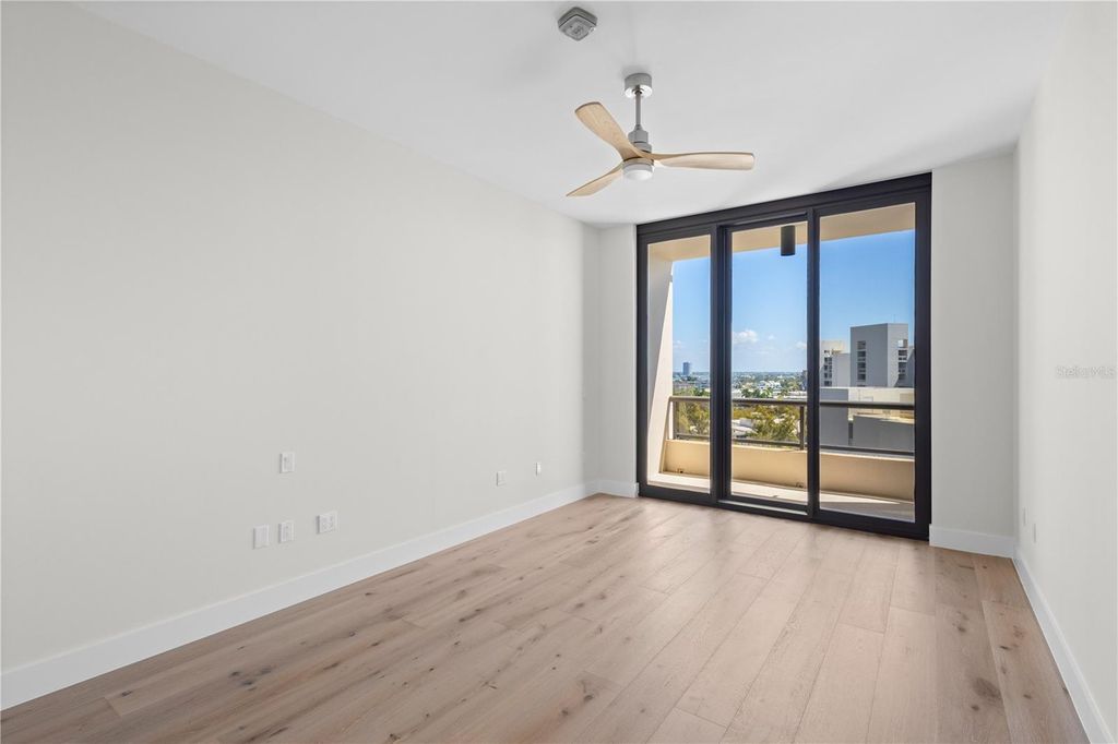 Image 45 of property listing at 415 L AMBIANCE DRIVE A701, Longboat Key, FL 34228