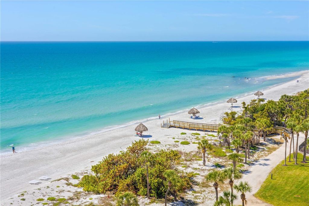 Image 53 of property listing at 415 L AMBIANCE DRIVE A701, Longboat Key, FL 34228