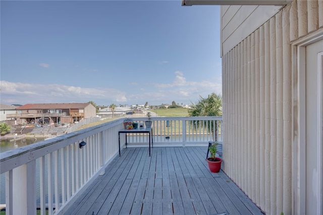 14300 S Padre Island Dr 196, Corpus Christi, TX 78418