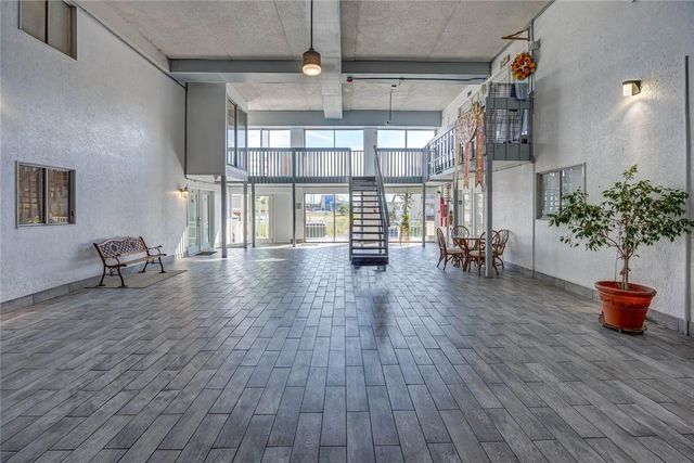 14300 S Padre Island Dr 196, Corpus Christi, TX 78418