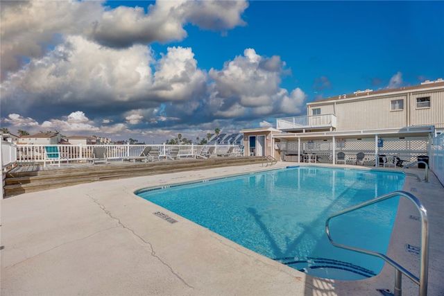 14300 S Padre Island Dr 196, Corpus Christi, TX 78418