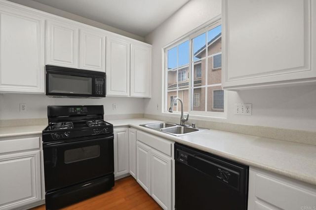 110 W Douglas Avenue, El Cajon, CA 92020