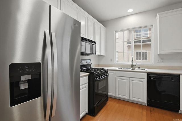 110 W Douglas Avenue, El Cajon, CA 92020