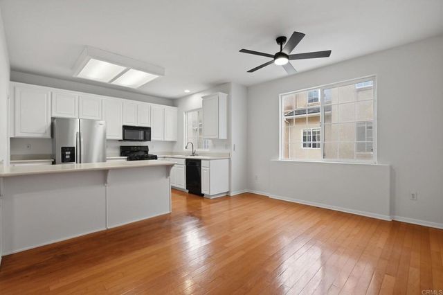 110 W Douglas Avenue, El Cajon, CA 92020