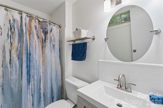 4737 Autumn Leaf Lane, Charlotte, NC 28277