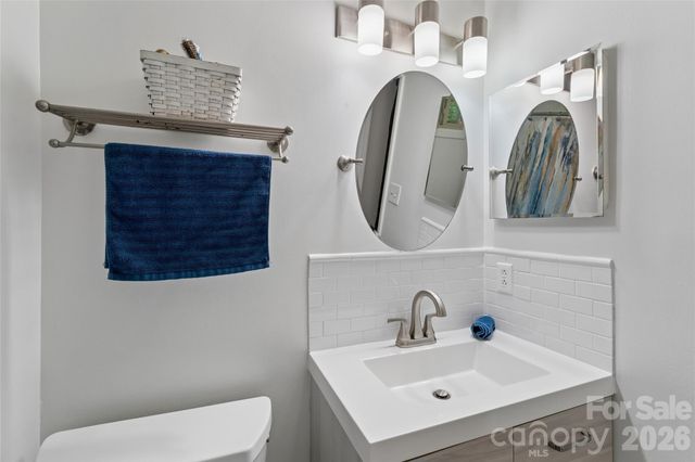 4737 Autumn Leaf Lane, Charlotte, NC 28277