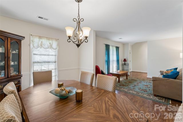 4737 Autumn Leaf Lane, Charlotte, NC 28277
