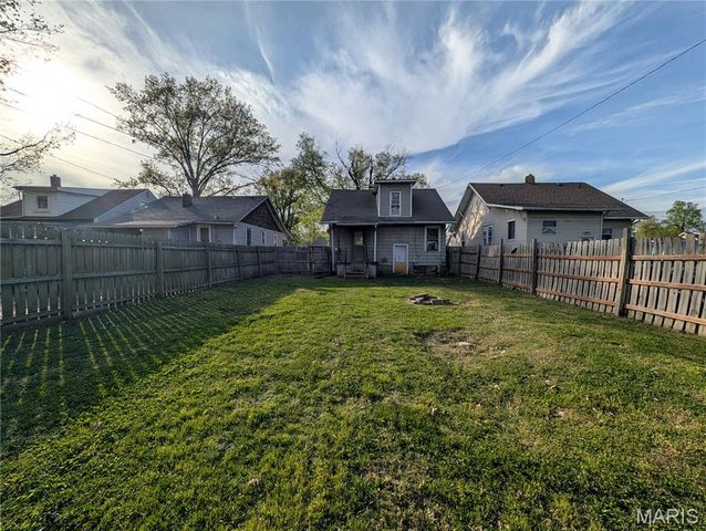 2614 Madison Avenue, Granite City, IL 62040
