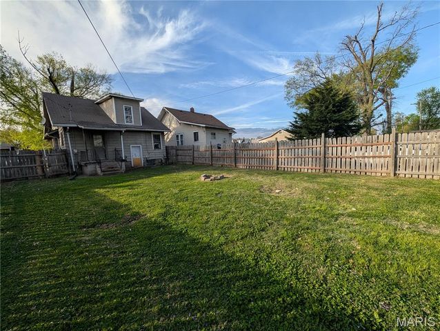 2614 Madison Avenue, Granite City, IL 62040