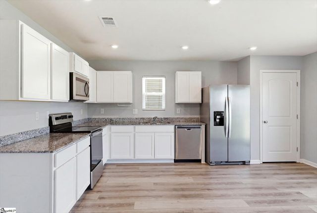 607 Farmstead Trail, Inman, SC 29349