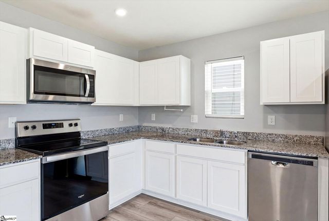 607 Farmstead Trail, Inman, SC 29349
