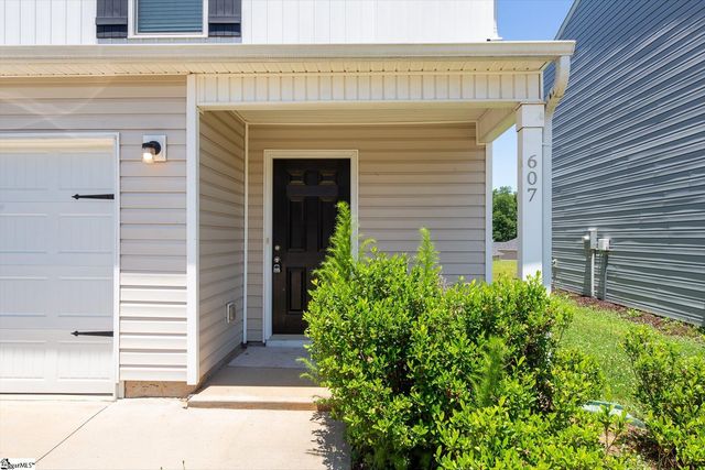 607 Farmstead Trail, Inman, SC 29349