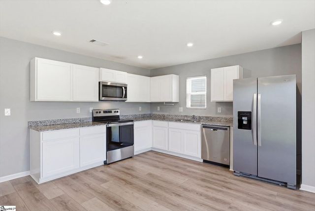 607 Farmstead Trail, Inman, SC 29349