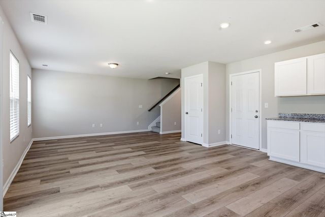 607 Farmstead Trail, Inman, SC 29349