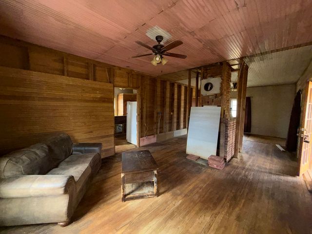 4947 Stones Dairy RD, Bassett, VA 24055