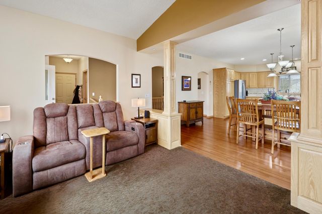 8371 83rd Street NE, Monticello, MN 55362