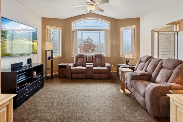 8371 83rd Street NE, Monticello, MN 55362