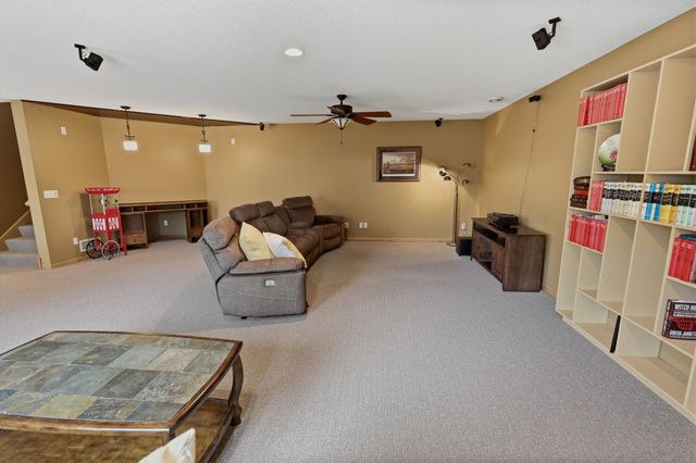 8371 83rd Street NE, Monticello, MN 55362