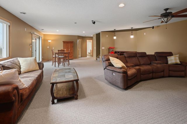 8371 83rd Street NE, Monticello, MN 55362