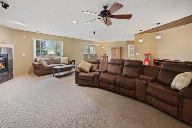 8371 83rd Street NE, Monticello, MN 55362