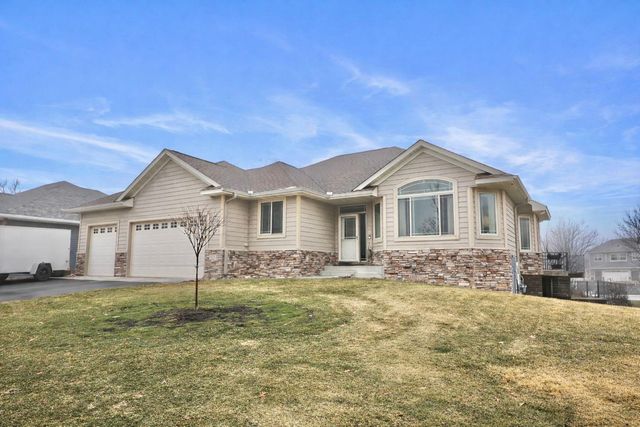 8371 83rd Street NE, Monticello, MN 55362