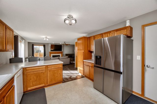3123 SE Honeysuckle Court, Ankeny, IA 50021