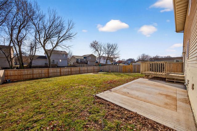 3123 SE Honeysuckle Court, Ankeny, IA 50021