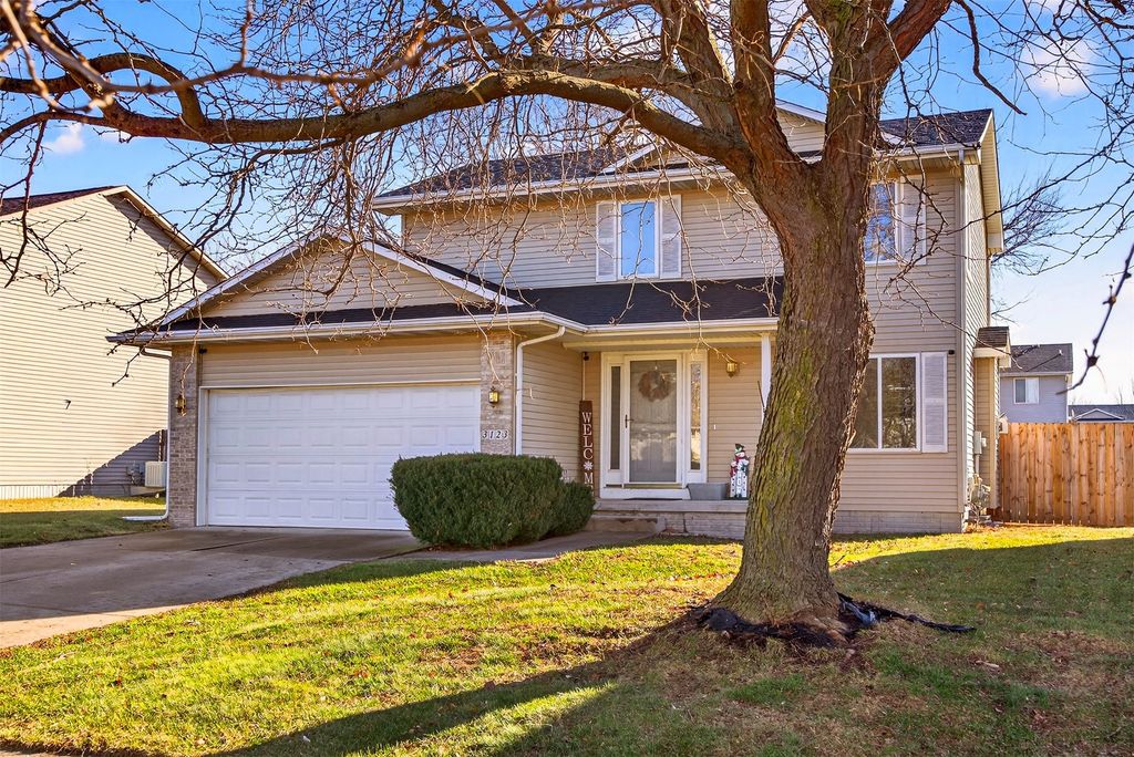 3123 SE Honeysuckle Court, Ankeny, IA 50021
