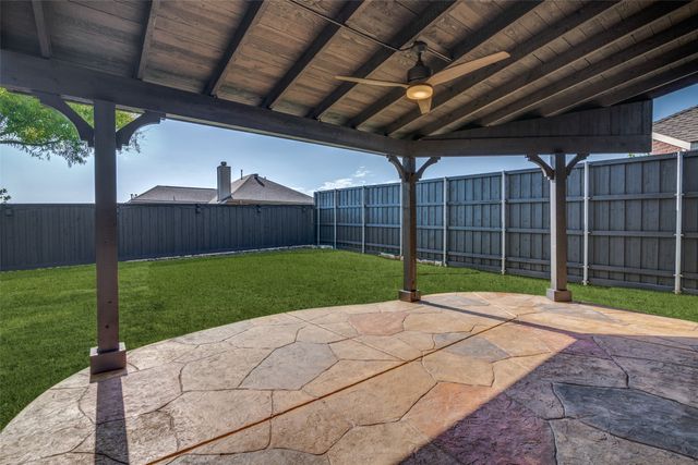 906 Rockton Drive, Wylie, TX 75098