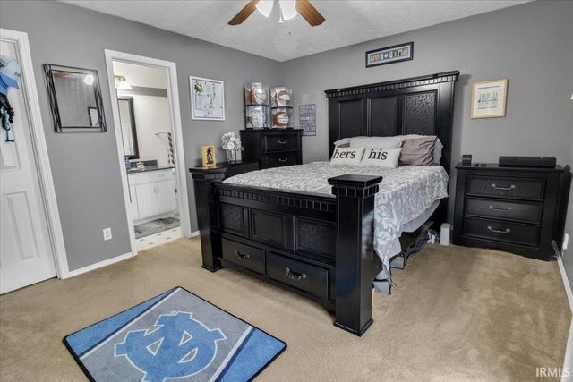 3805 Pine Needle Point, Evansville, IN 47715