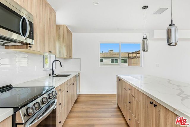 4303 Tujunga Avenue, Studio City, CA 91604