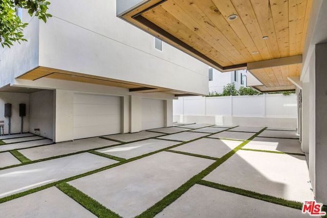 4303 Tujunga Avenue, Studio City, CA 91604