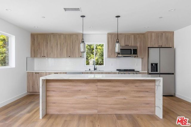 4303 Tujunga Avenue, Studio City, CA 91604