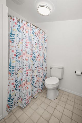 24 E 34th Ave, Spokane, WA 99203